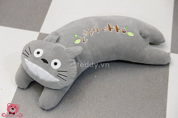 Totoro Bông Gối Cong