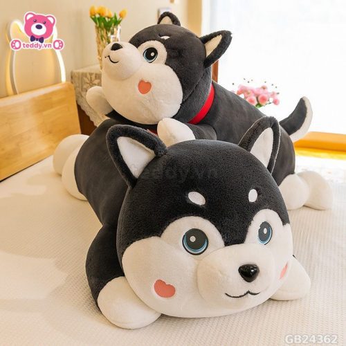 Gối Ôm Husky Má Tim Xám Nằm