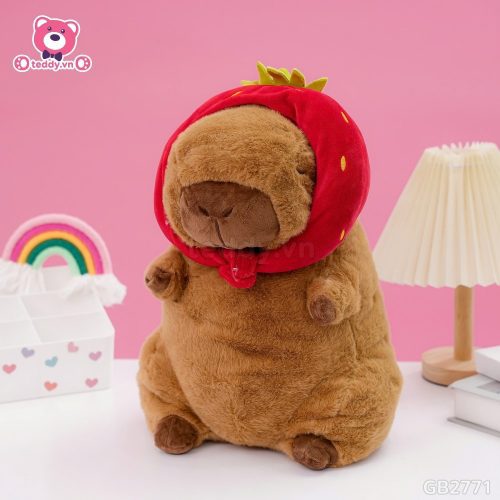 Gối Chăn Mền Capybara Đội Mũ Dâu